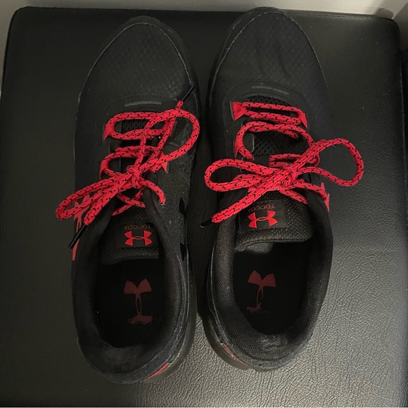 UnderArmor size 9 men’s shoes - Picture 4 of 4